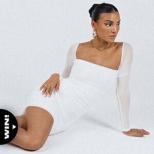 CHARVI LONG SLEEVE MINI DRESS WHITE

BRAND: PRINCESS POLLY